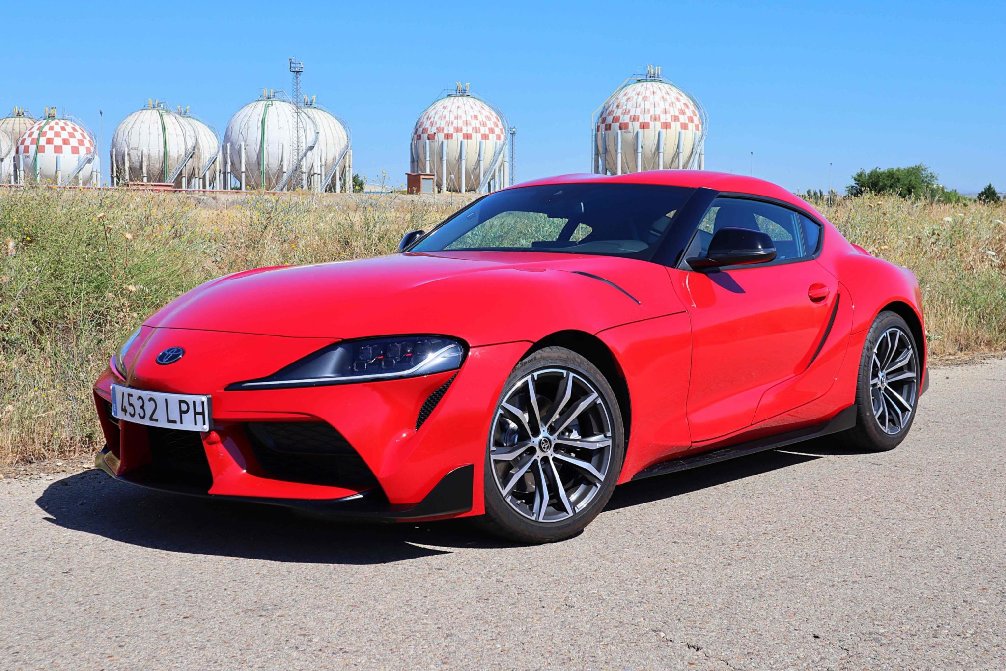 Toyota Supra Pure 2.0 menos potencia, más diversión Loading Cars